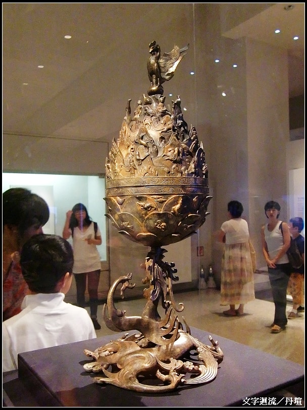 館內展的大多是宗教和東方文物~可拍照但不可使用閃光燈