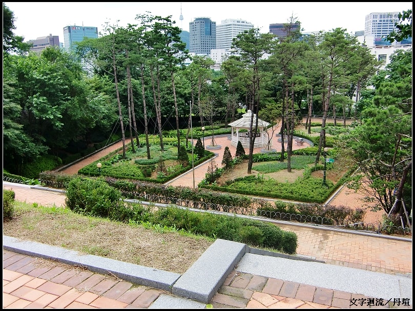 但有好大的庭園
