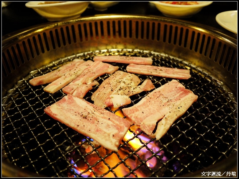 開始烤肉