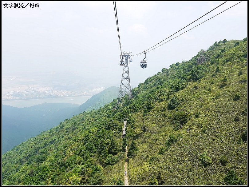 出發啦~纜車全程約25分 出發啦~纜車全程約25分