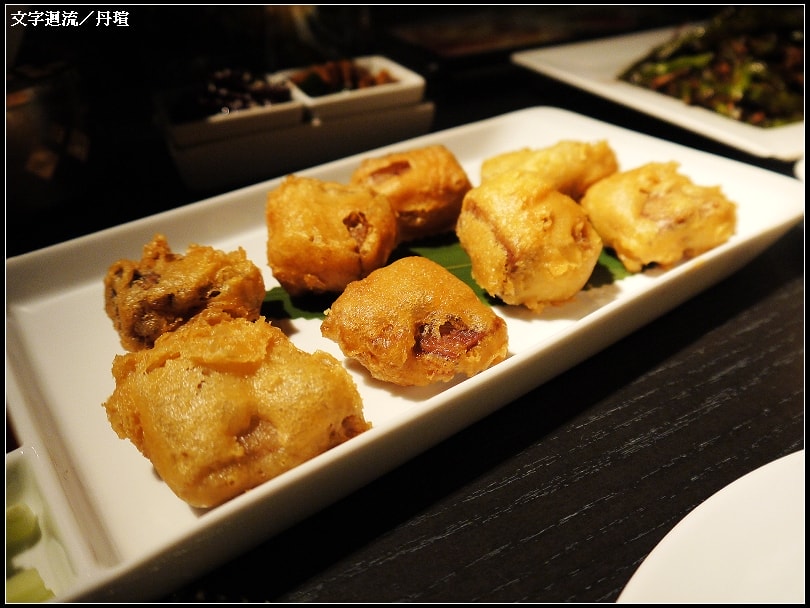 香酥鴨配薄餅 香酥鴨配薄餅