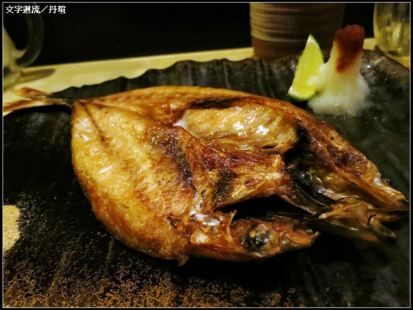 竹筴魚干烤得很香