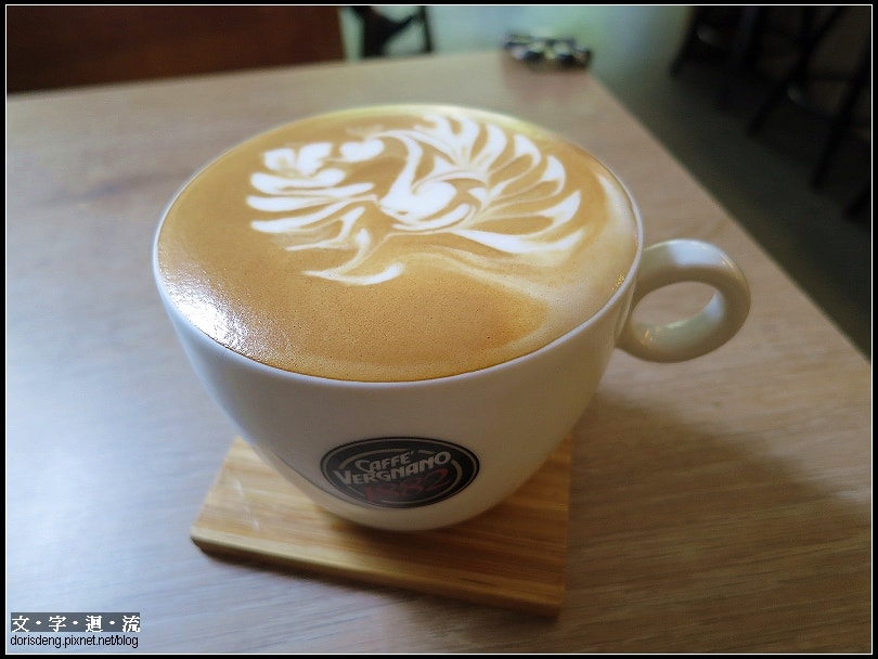 2013/07/02 Astar coffee house熱拿鐵