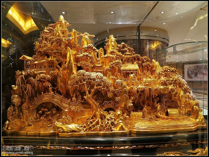 各式奢華擺設