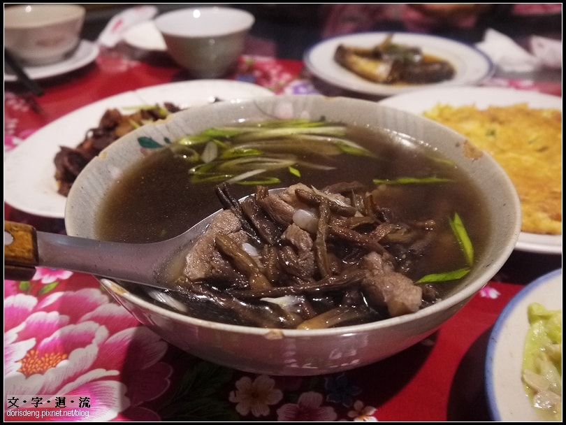 長菜豆干排骨湯 長菜豆干排骨湯