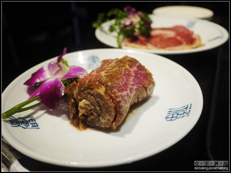 肋眼肉捲和現切牛排 肋眼肉捲和現切牛排