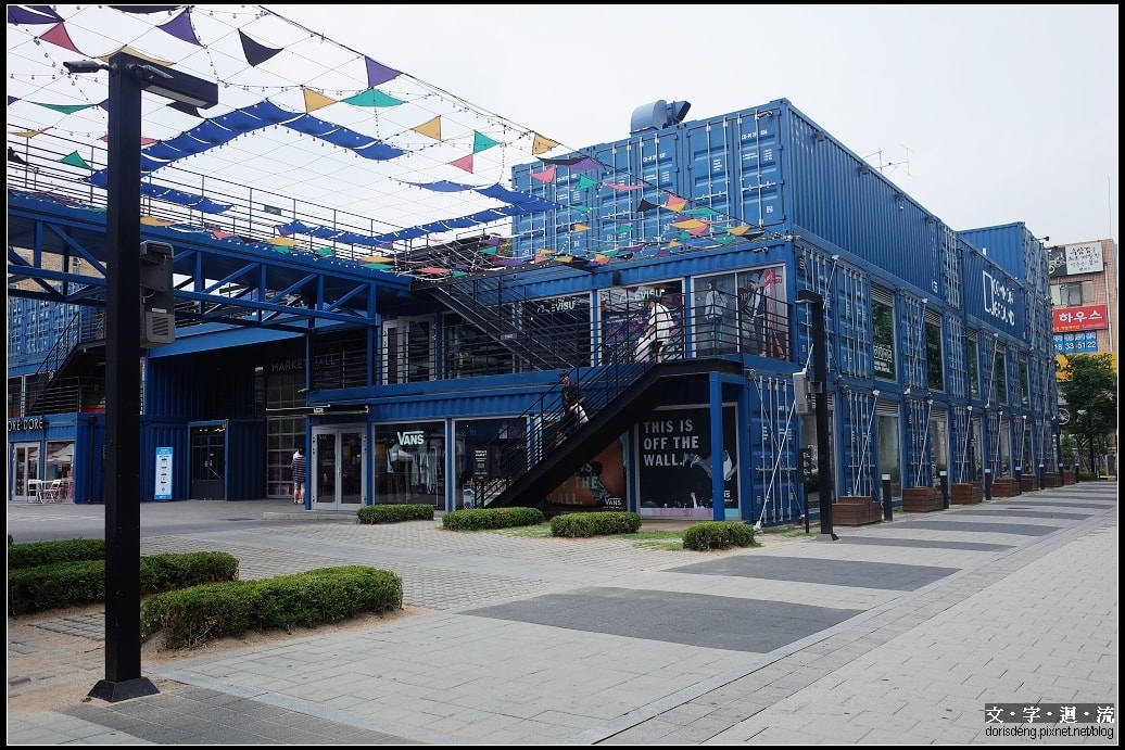 貨櫃商場